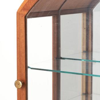 Josef Frank, a 'model 2070' mahogany table showcase cabinet, Svenskt Tenn, Sweden, before 1985.