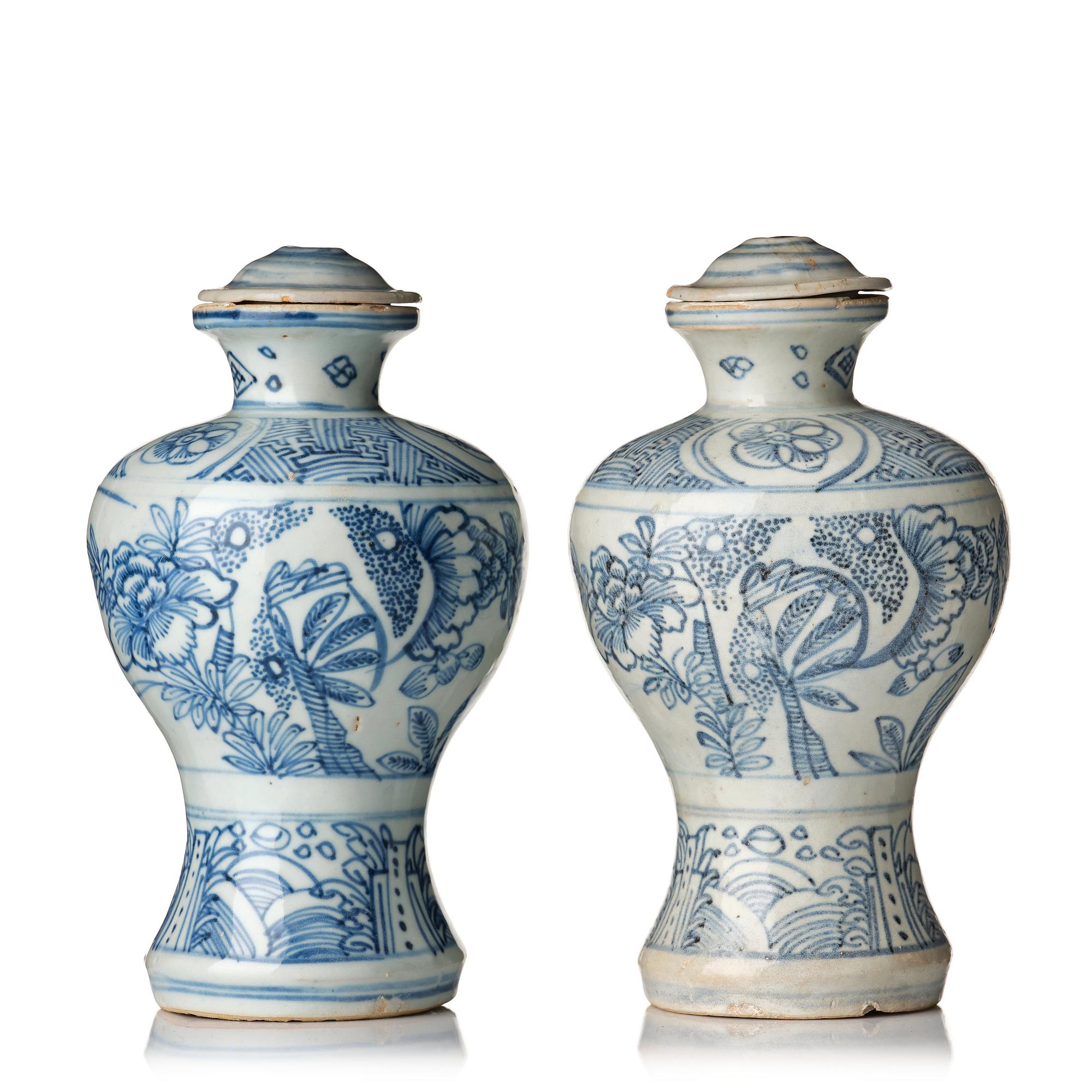 A pair of blue and white Meiping vases, late Ming dynasty (1368-1644).