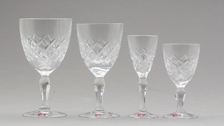 GLASSERVIS, 43 delar, "Karolina", Gunnar Cyrén, Orrefors.