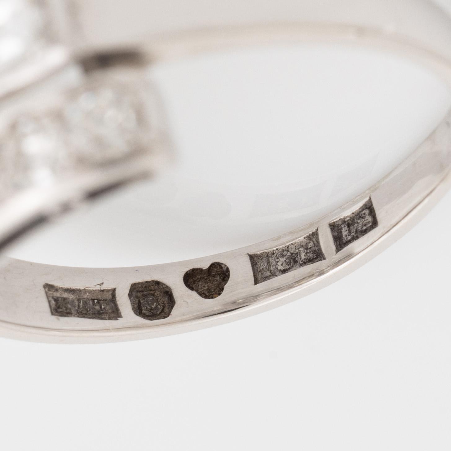 Brilliant-cut, old-cut brilliant and step-cut diamond ring.