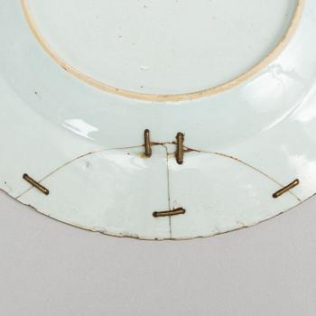 Six famille rose export porcelain plates, Qing dynasty, Qianlong (1736-95).