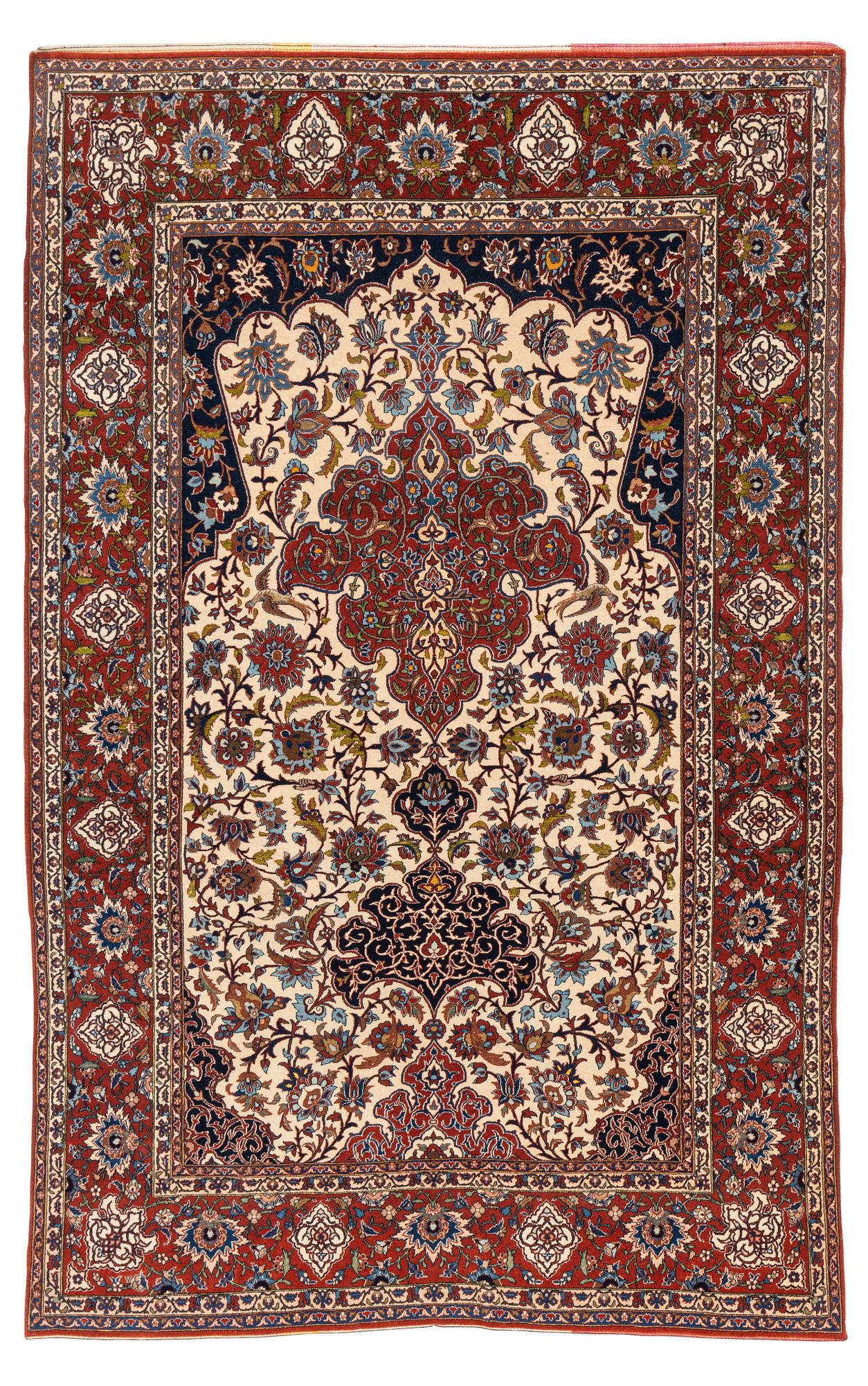 Matta, semiantik Isfahan, part silk ca 226 x 144 cm.
