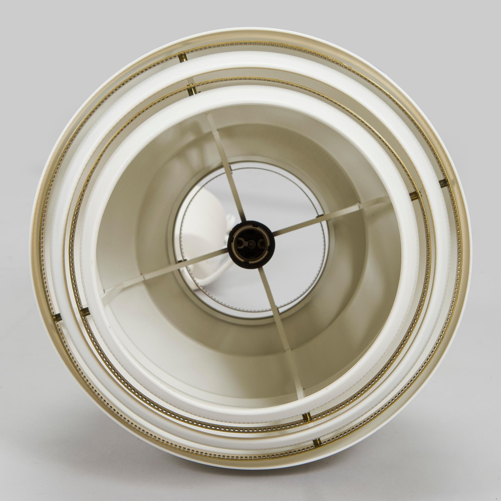 Alvar Aalto, a pendant lamp A332, 'Beehive' for Valaistustyö.