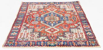 Rug, possibly Karadja, approx. 215 x 142 cm.