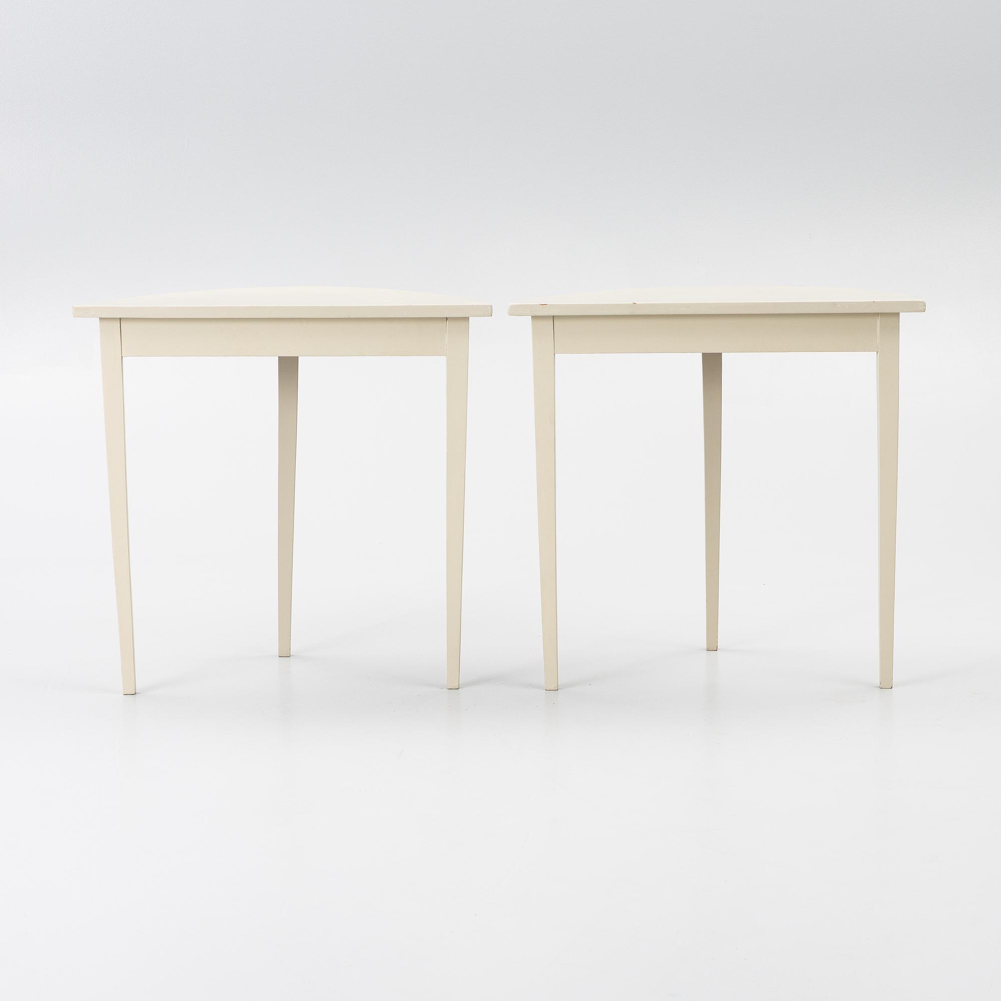 Side tables, a pair, Gustavian style, 19th century.