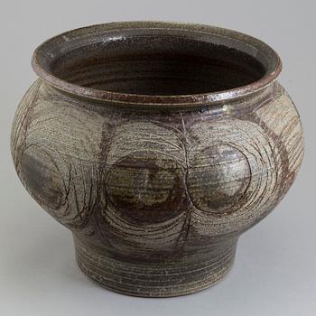 LISA LARSON, a stoneware pot from Gustavsberg Studio.