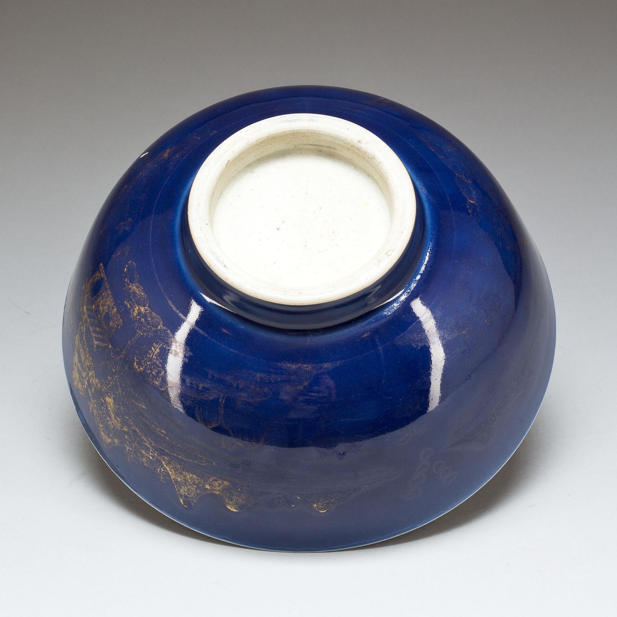 BÅLSKÅL, porslin. Kina, 1700-tal.
