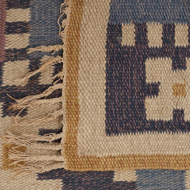 Sigvard Bernadotte, MATTO, "Vitsippa", flat weave, ca 303 x 197,5 cm, signed SB.