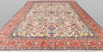 A carpet, Sarouk, approx. 388 x 303 cm.
