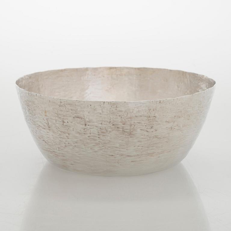 Tapio Wirkkala, skål, silver, Kultakeskus Tavastehus 2006.