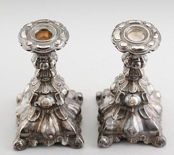 LJUSSTAKAR, 1 par, silver, svenska importstämplar, 1900-talets mitt.