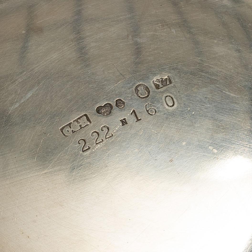 C.G. Hallberg, Two silver bowls, Stockholm, 1925.