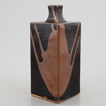 Shoji Hamada, attributed to. A stoneware vase, Japan, 1960s.