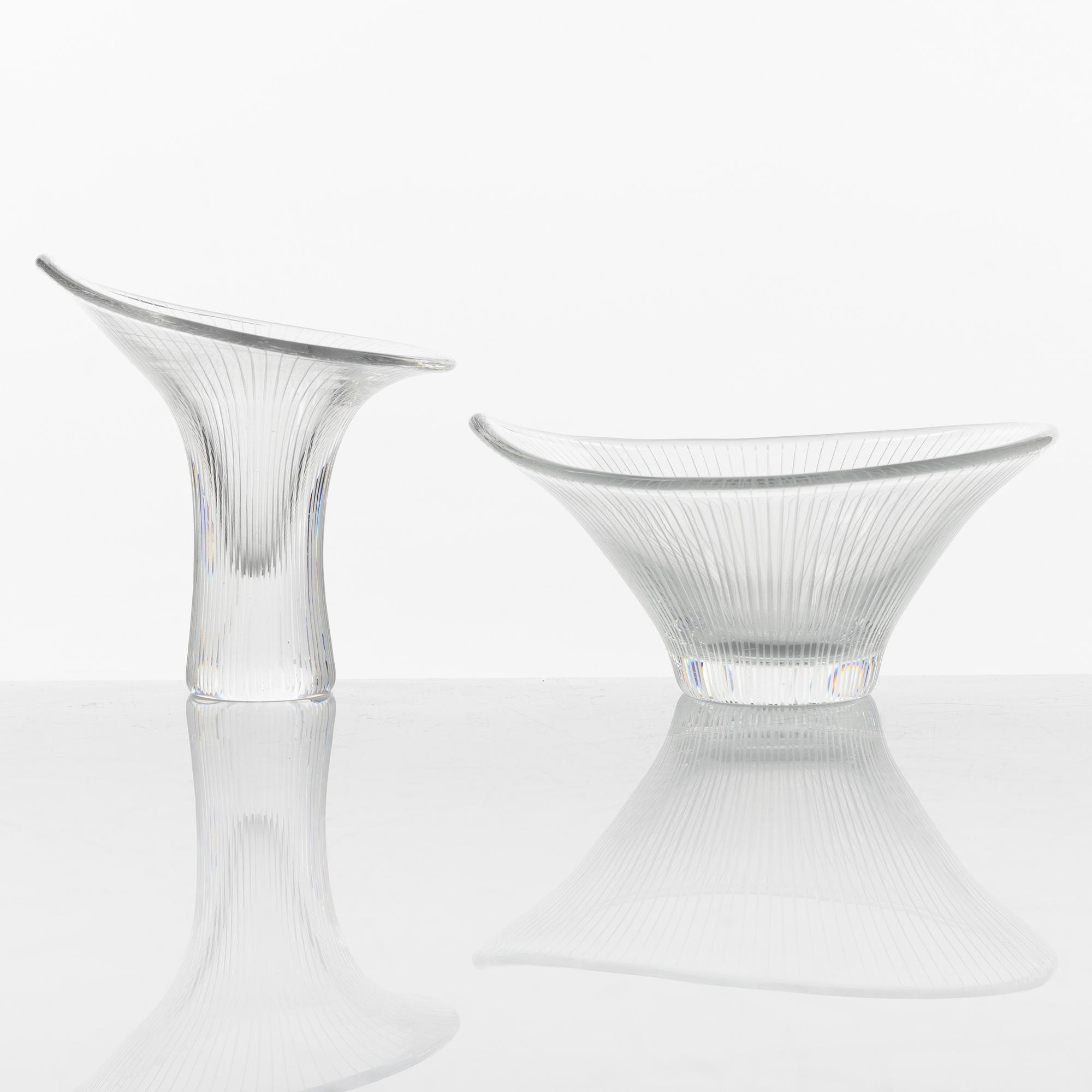 Tapio Wirkkala, skål samt vas, glas, "Kantarelli", Iittala, Finland.