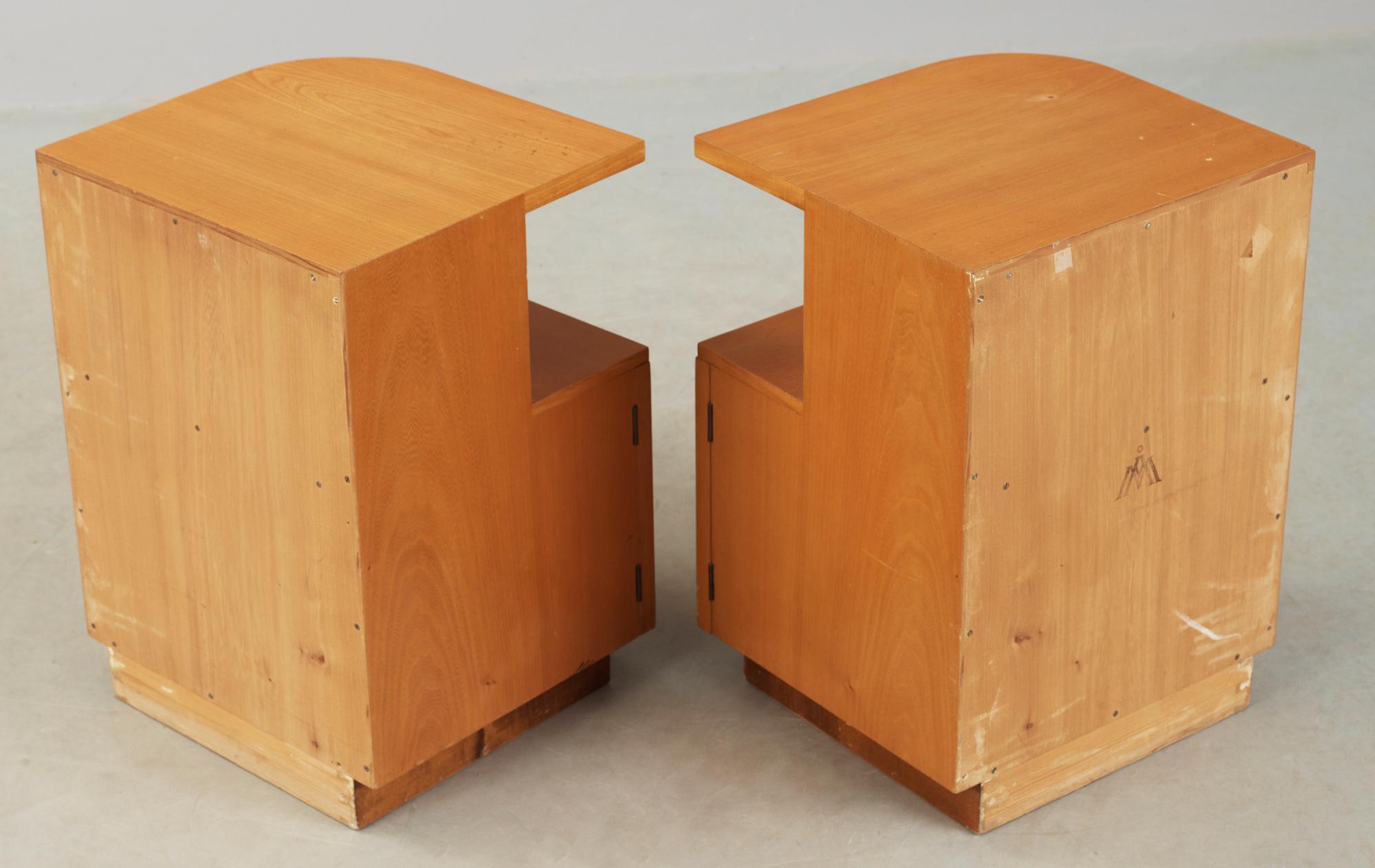 SÄNGBORD, ett par, art deco, 1900-talets första hälft.