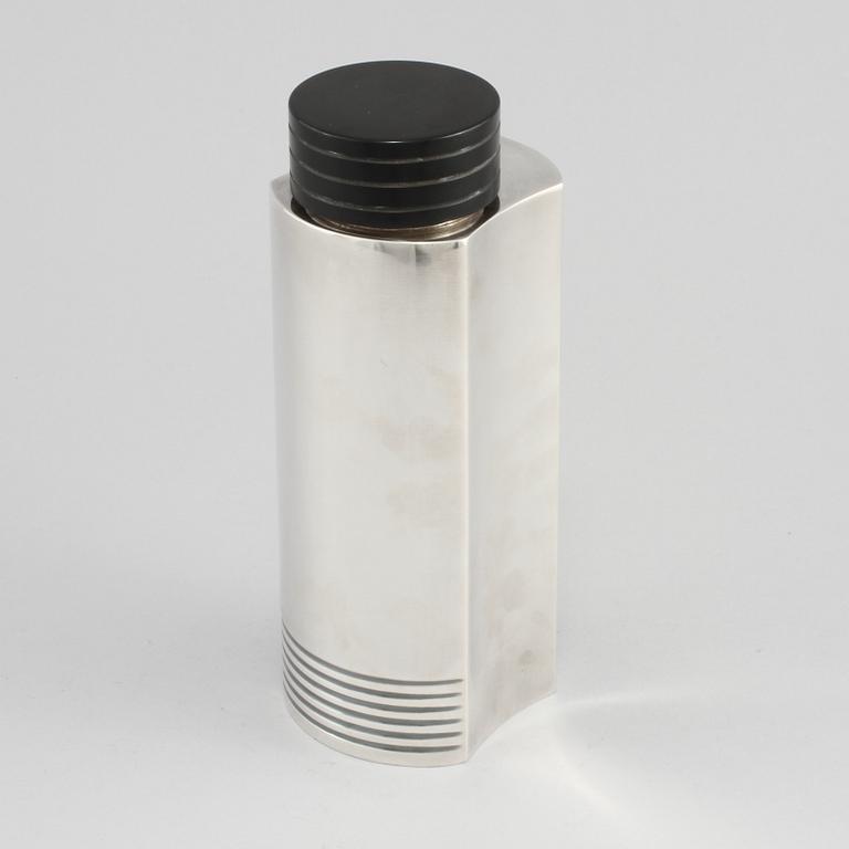 SHAKER, nysilver, Folke Ahrström, GAB, Stockholm, 1900-talets första hälft.