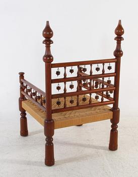 FÅTÖLJ, teak, Nigeria, 1900-talets senare hälft.