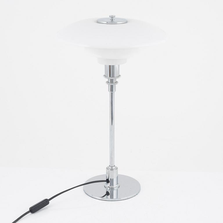 Poul Henningsen, table lamp, "PH 3/2", Louis Poulsen, Denmark.