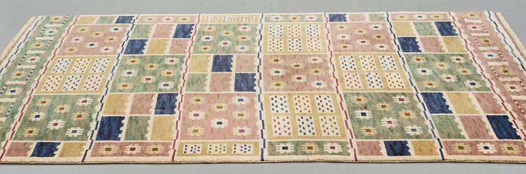 Märta Måås-Fjetterström, Matto, "Ängarna", knotted pile, ca 244-245,5 x 178,5-181,5 cm, signed AB MMF.