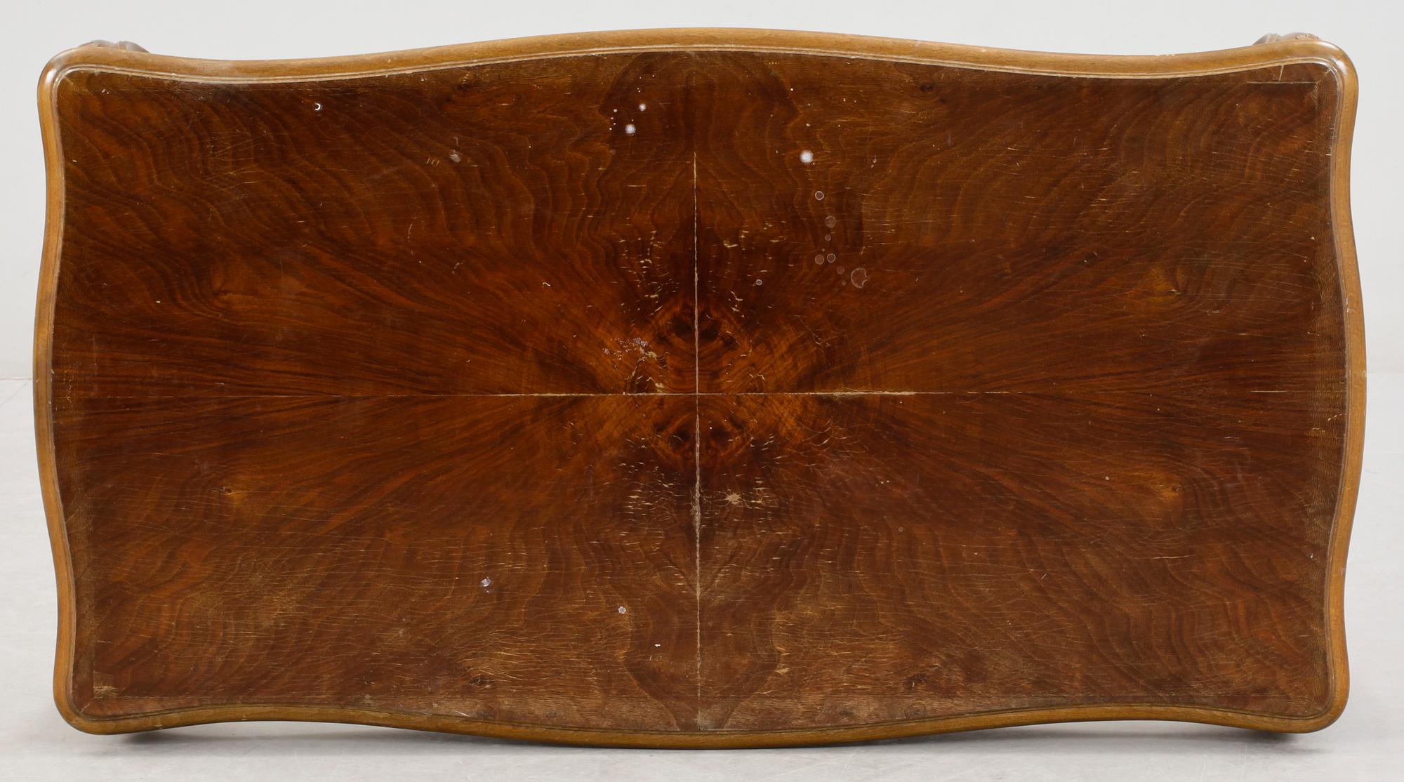 SALONGSBORD, rokokostil, 1900-talets första hälft.