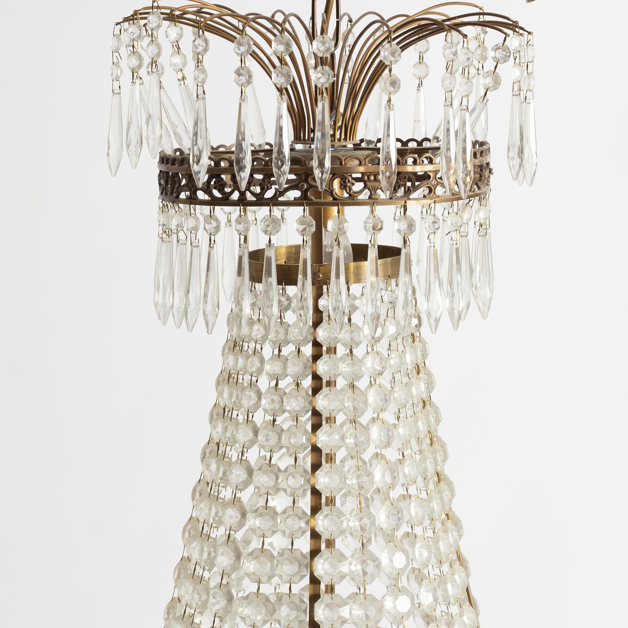 Ljuskrona, empirestil, 1900-talets andra hälft.