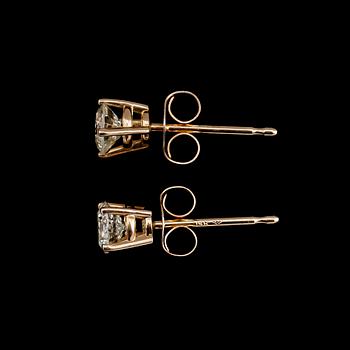 ÖRHÄNGEN, 1 par, 14 k guld, briljantslipade diamanter tot 0.40 ct.