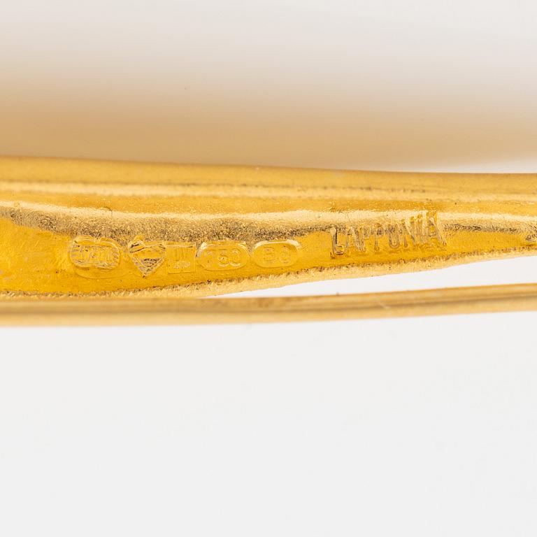 Björn Weckström, brosch, 18K guld med en odlad pärla, Finland 1979. För Lapponia.