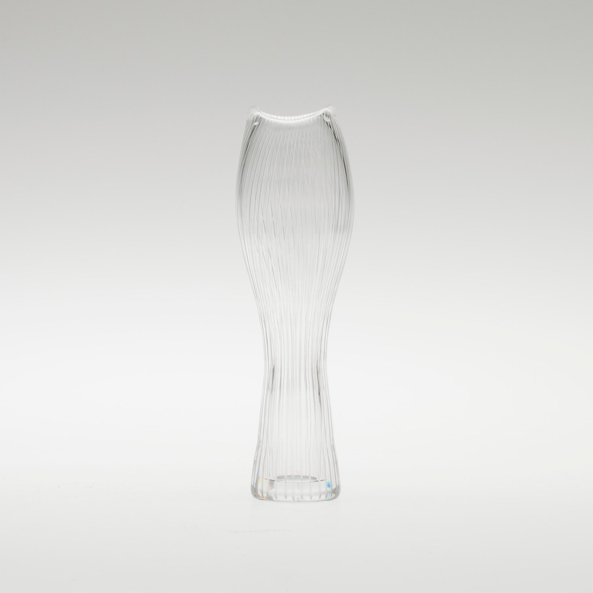 MALJAKKO ja MALJA, lasia, "Varsanjalka" sekä "Jäkälä" Tapio Wirkkala, Iittala. Maljakko signeerattu.
