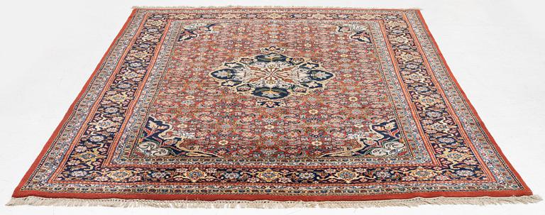 Rug, oriental, approx. 270 x 199 cm.