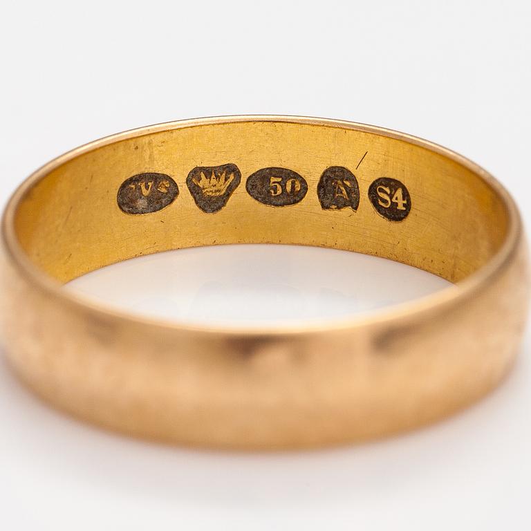 An 18K gold ring. Frans Viktor Syrenius, Turku 1899.