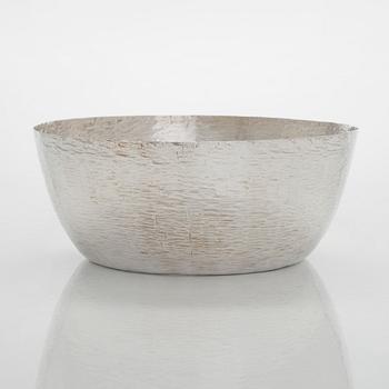 Tapio Wirkkala, boolimalja ja -kauha, hopeaa, palisanteri, Kultakeskus, Hämeenlinna, 1974.