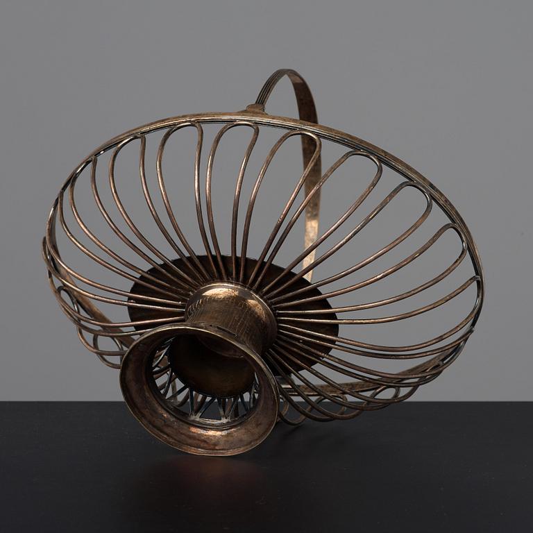 A late Gustavian bread basket, early 18th century.