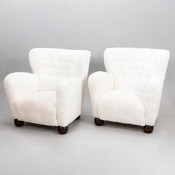 A pair of 1940's armchairs.