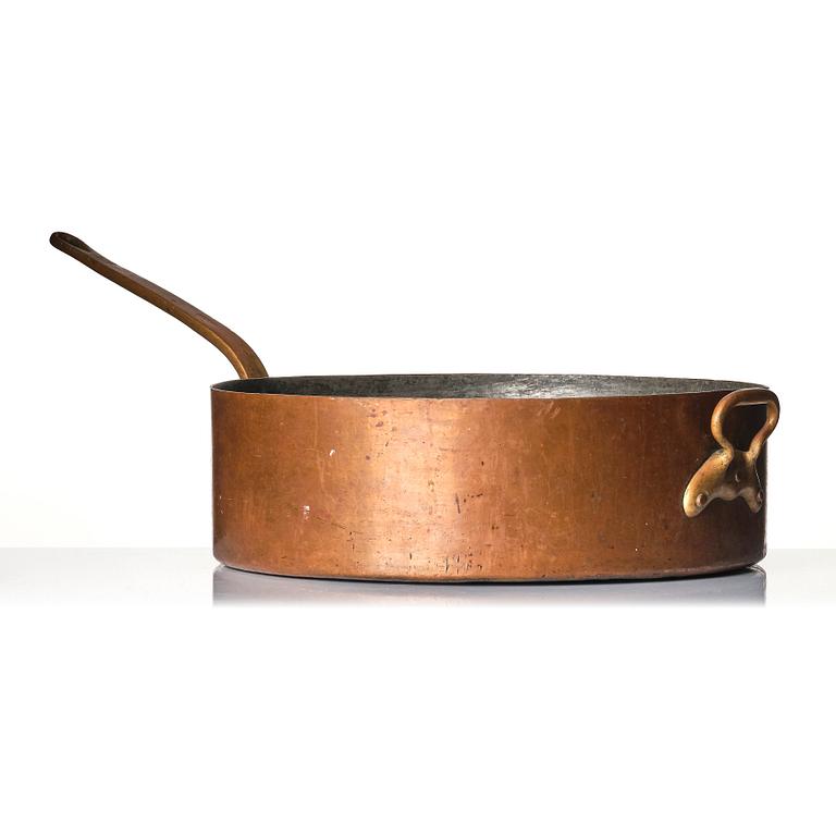 A copper casserole for the Stockholm Exhibition 1930, possibly made by Verkstads AB Kjäll & Co.