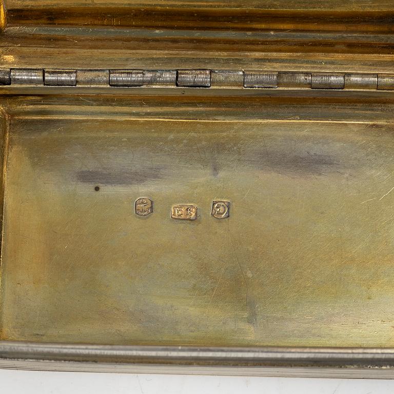 Six English silver boxes and a spectacle case for a chatelaine, silver, Birmingham and Sheffield.