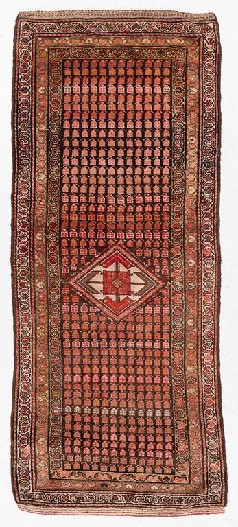 Carpet, approx. 235 x 100 cm.