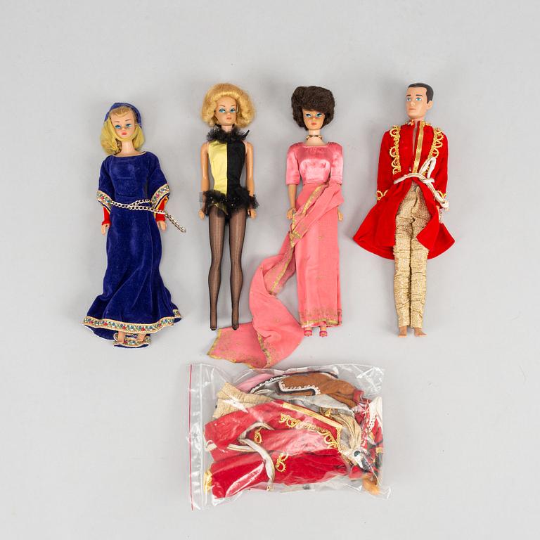 A collection of four Mattel 1960's Barbiedolls with accessories.