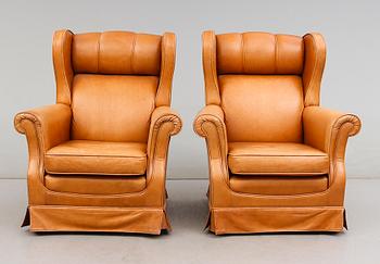 FÅTÖLJER, 1 par, 1900-talets andra hälft.