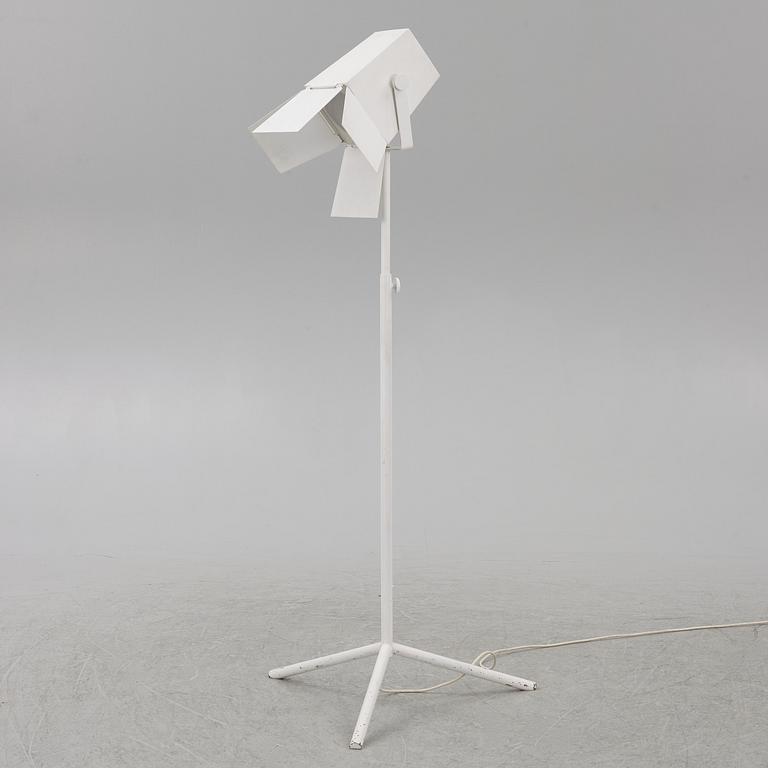 Thomas Bernstrand & Mattias Ståhlbom, golvlampa, "Foto". samtida.