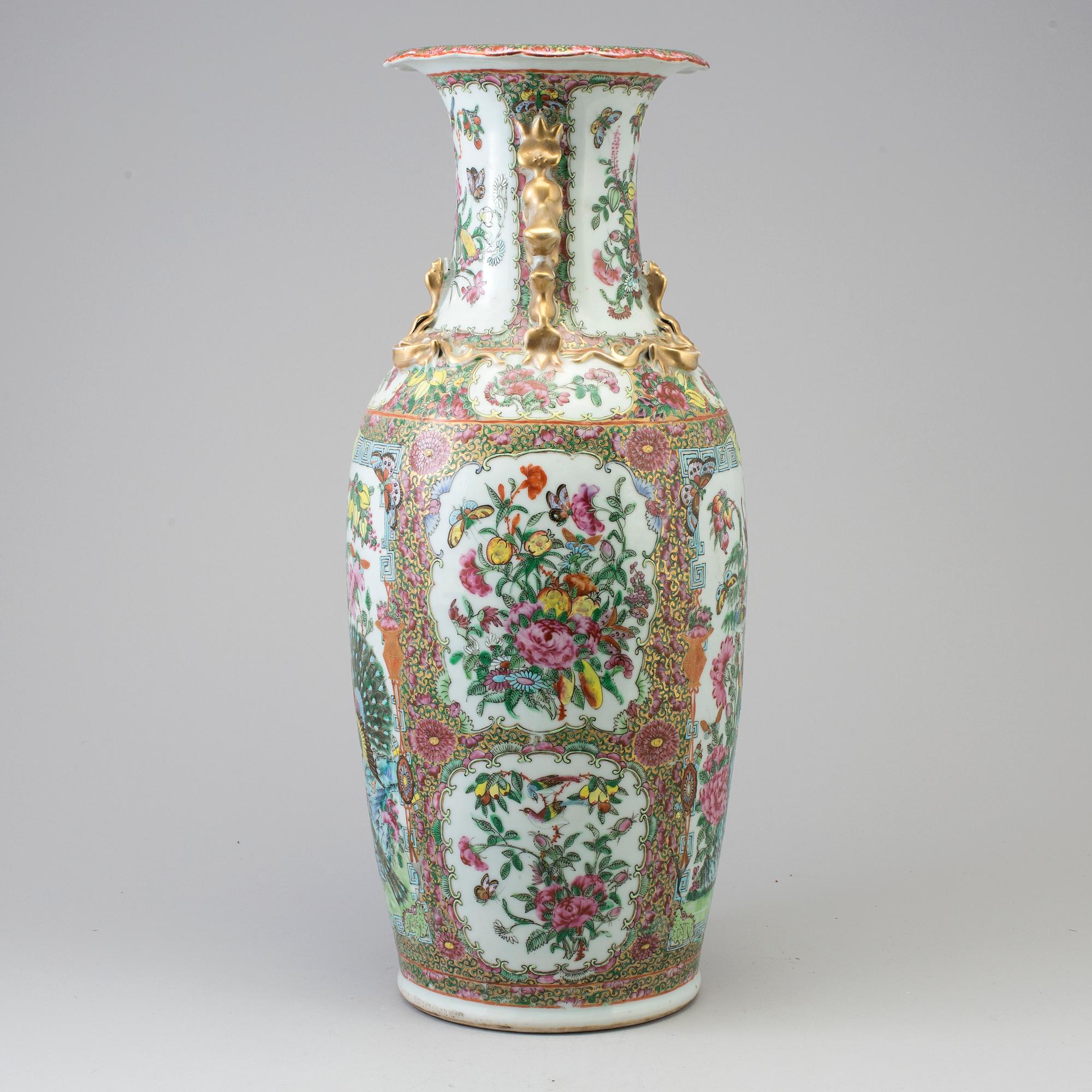 A Chinese famille rose vase, Canton, circa 1900.