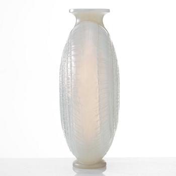 René Lalique, a moulded opalescent "Escargot" glass vase, France 1920-30's, model no 931.