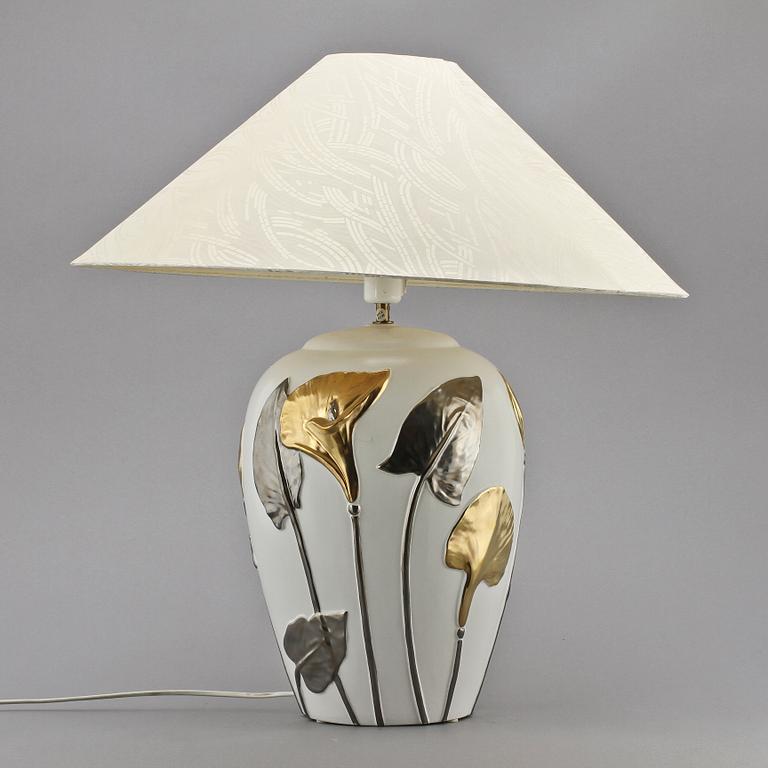 BORDSLAMPOR, ett par, porslin, Italien, 1900-tal.