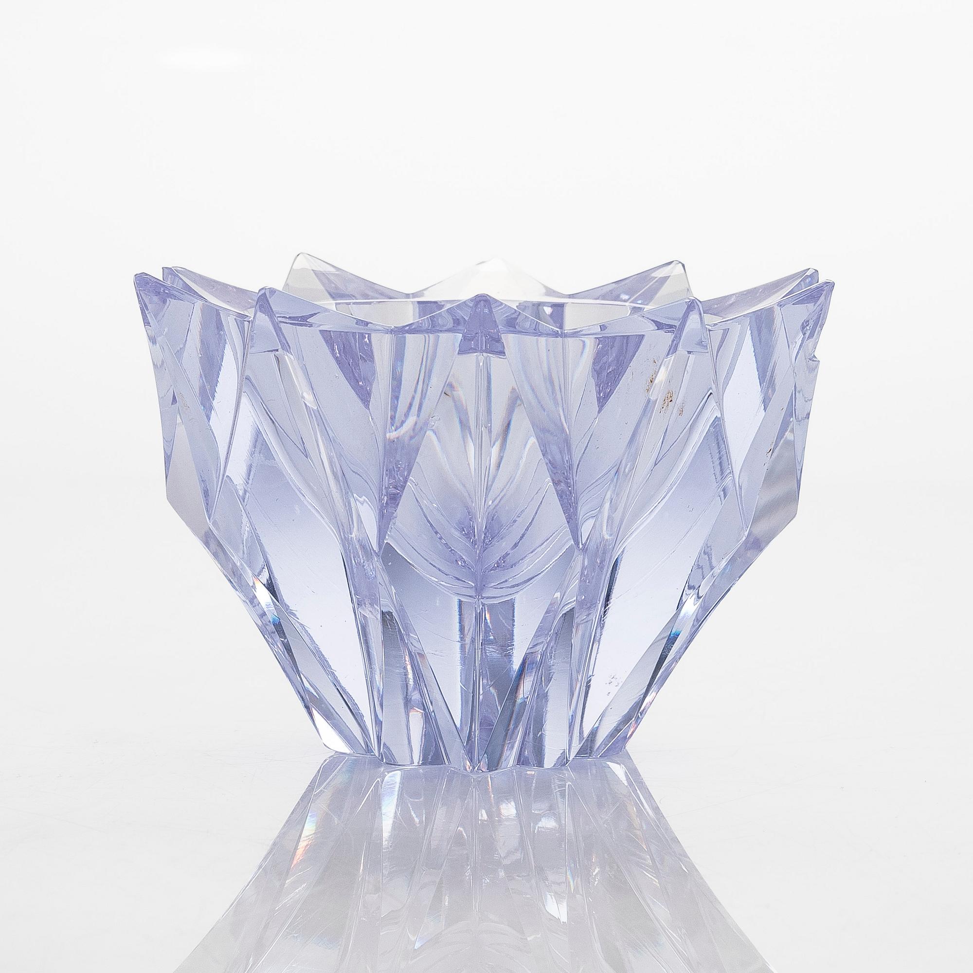 Aimo Okkolin, A 'Water Lily' bowl, signed Aimo Okkolin, Riihimäen Lasi Oy.