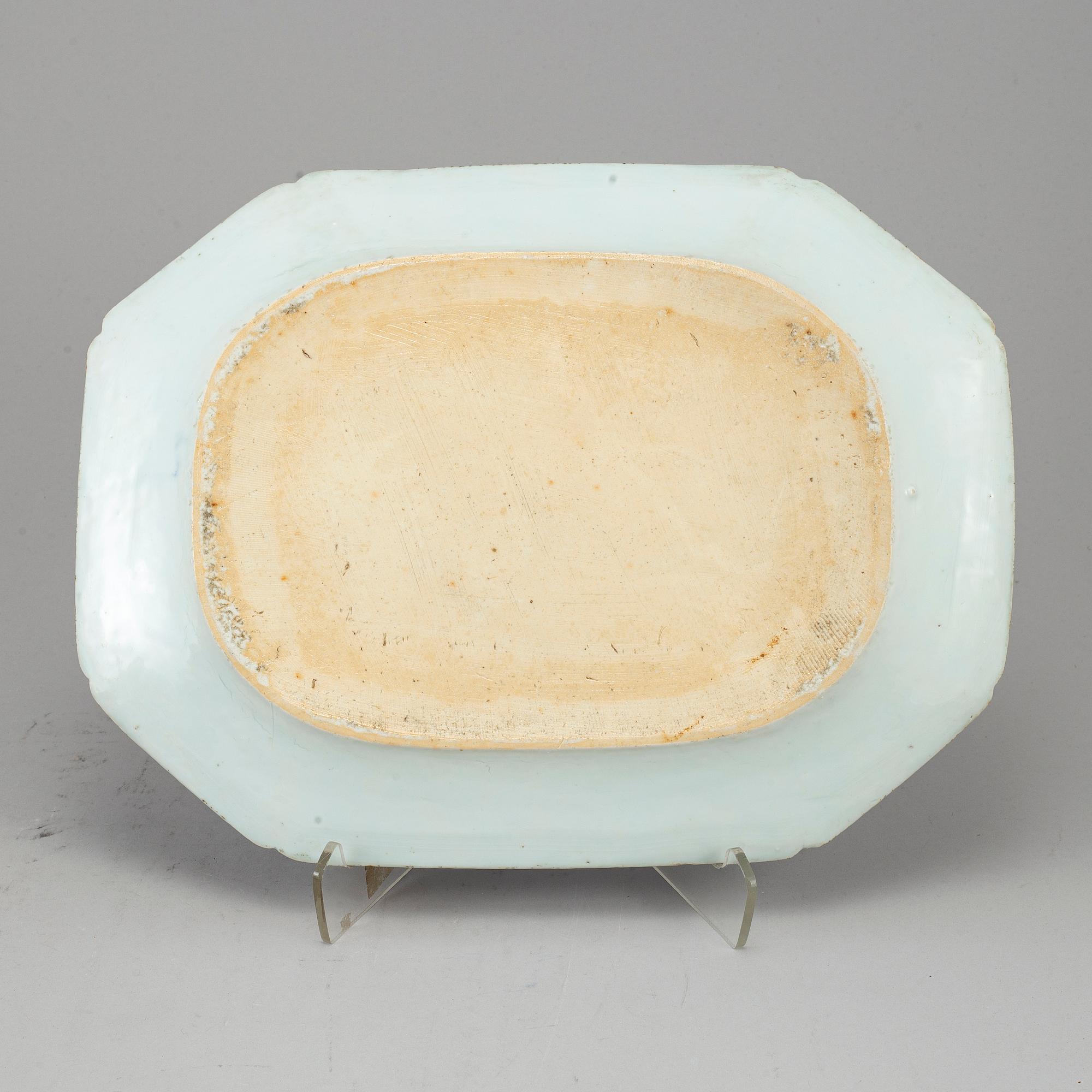 SERVERINGSFAT, kompaniporslin. Qingdynastin, Qianlong (1736-95).