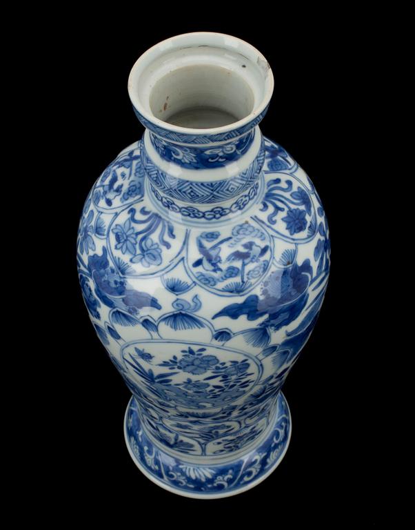 VAS, porslin, Kangxi (1662-1722), Kina.