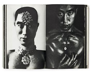 295. EIKOH HOSOE, Sign och numr, förstautgåva. Bok, 42 x 28 cm.