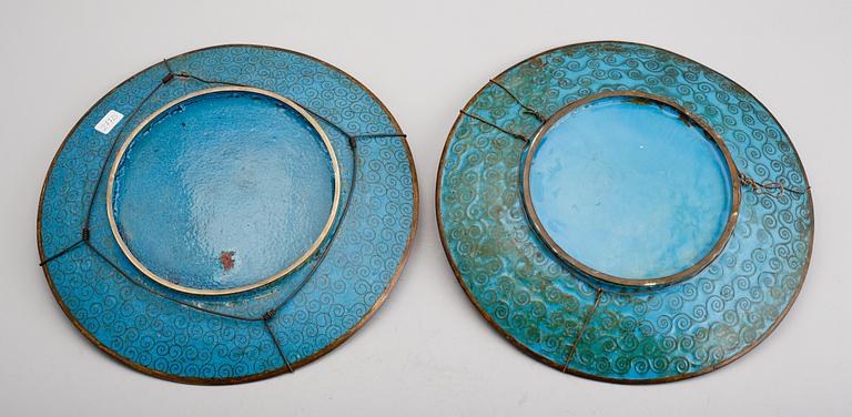 SKÅLFAT, 2 st, emaljarbete, Kina, 1800-/1900-tal.
