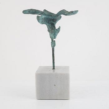 Gudrun Eduards, "Kalfaktorn", "Japansk fågel", Hukande figur, 3 st.