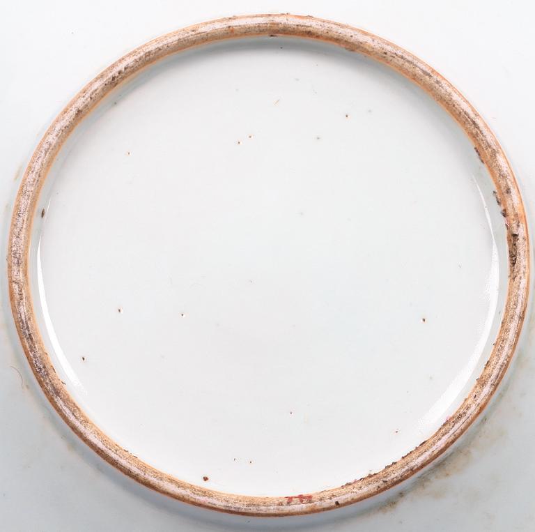 FAT, 2 st snarlika, porslin, Kina, 1900-tal.