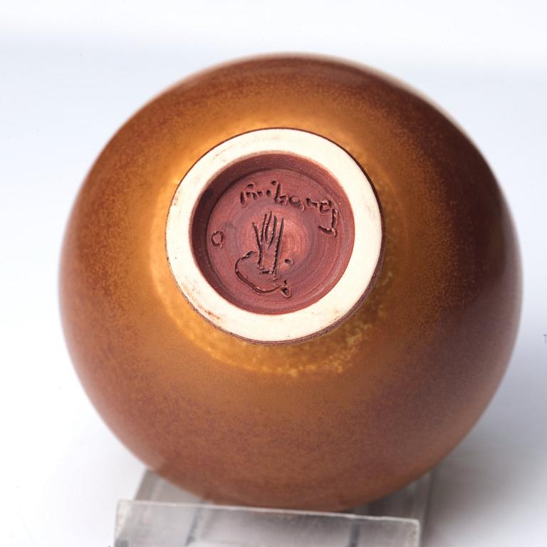 BERNDT FRIBERG, a stoneware vase, Gustavsberg studio, Sweden 1973.